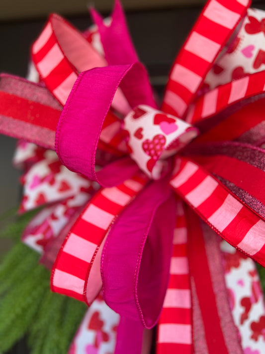 Sweetheart Valentine Bead Grass Wreath