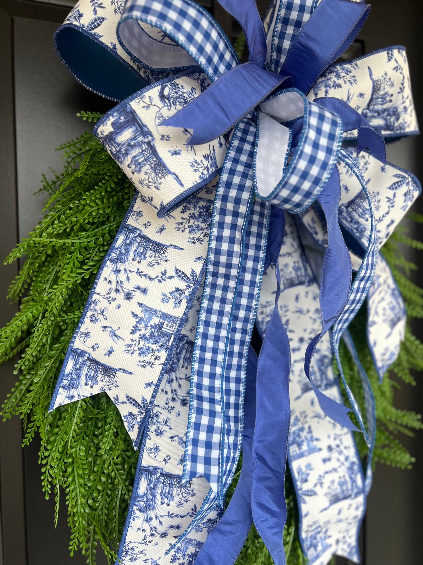Chinoiserie “Kentucky”-Style Luxury Wreath